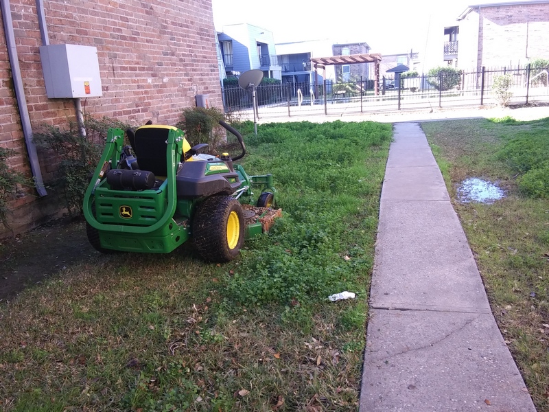 Lopez Lawn Mowing Service